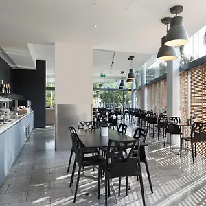 Mercure Spring Hill Hotel